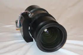 105-610 Digital Projection Titan Dp Short Throw Projector Zoom Lens 1.39-1.87 1