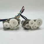 Christie Projector Lens Parts / Accessories Lot Motors, Gears, Mounts, Rings Open. Price: $100.00.